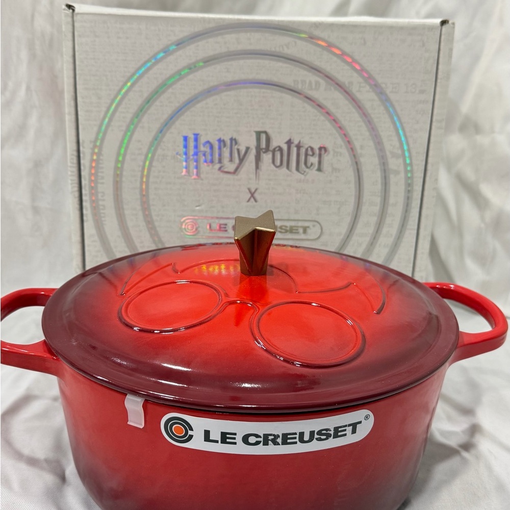 Le Creuset Cherry Red Dutch Oven - Harry Potter Edition